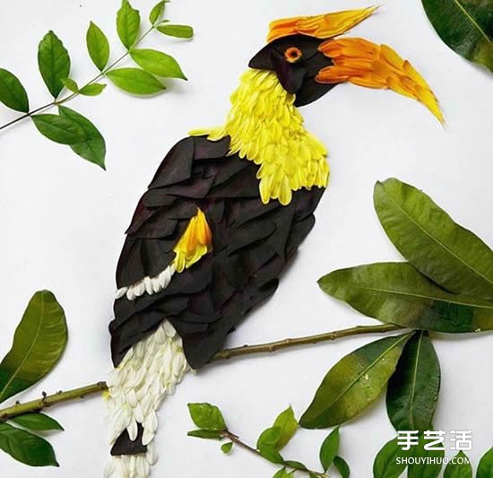 花瓣拼貼畫作品圖片 拼出充滿異國(guó)情調(diào)的鳥類 -  rpnrmr.com