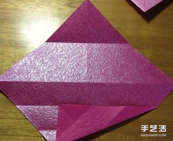 領(lǐng)帶愛心的折法圖解 漂亮領(lǐng)帶心的折紙教程 -  rpnrmr.com