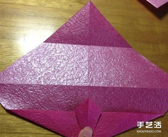 領(lǐng)帶愛心的折法圖解 漂亮領(lǐng)帶心的折紙教程 -  rpnrmr.com