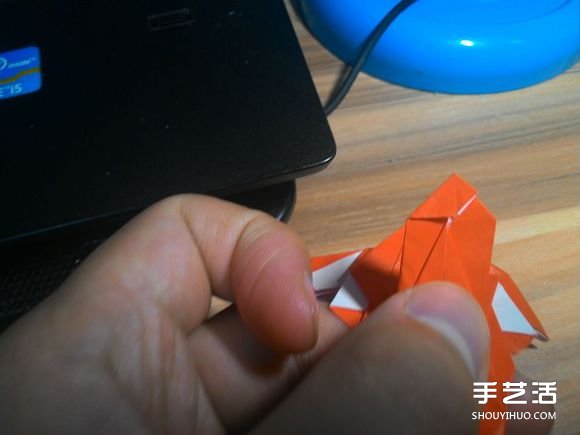 怎么折蜘蛛俠圖解教程 復(fù)雜蜘蛛俠的折法步驟 -  rpnrmr.com