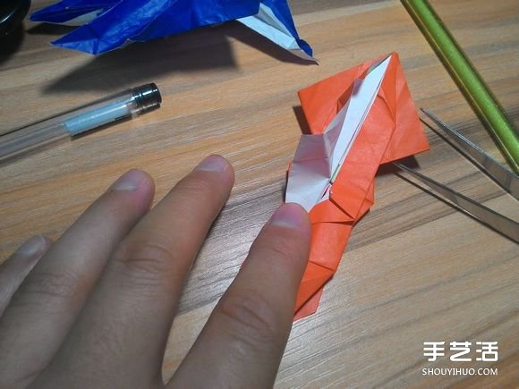 怎么折蜘蛛俠圖解教程 復(fù)雜蜘蛛俠的折法步驟 -  rpnrmr.com