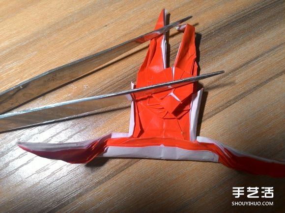 怎么折蜘蛛俠圖解教程 復(fù)雜蜘蛛俠的折法步驟 -  rpnrmr.com