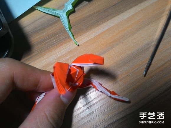 怎么折蜘蛛俠圖解教程 復(fù)雜蜘蛛俠的折法步驟 -  rpnrmr.com