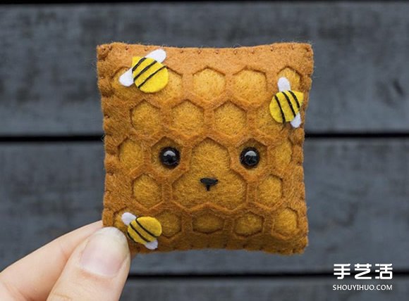 挑戰(zhàn)連續(xù)100天！藝術(shù)家縫制的可愛毛氈作品 -  rpnrmr.com