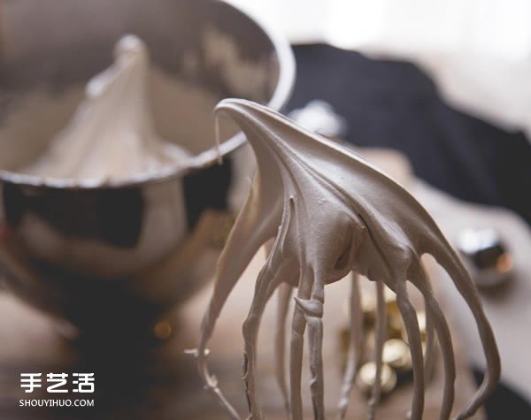 貌美應(yīng)節(jié)的圣誕花環(huán)DIY 節(jié)日宴客的完美點(diǎn)心 -  rpnrmr.com