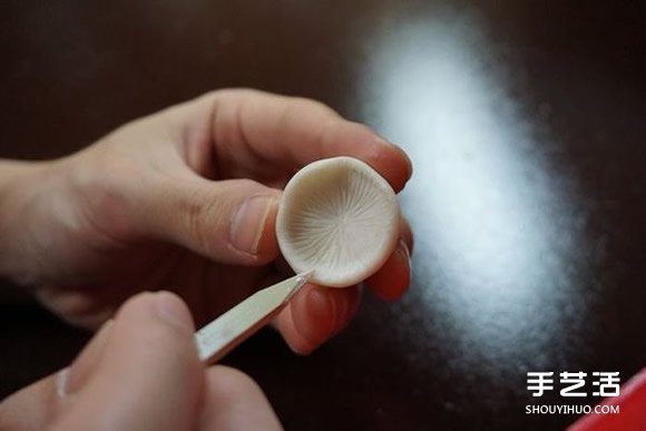 逼真的粘土蘑菇作品欣賞 看著好治愈??！ -  rpnrmr.com