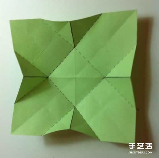 一張紙折四葉草圖解 創(chuàng)意四葉草的折法步驟 -  rpnrmr.com