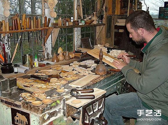 “愛”勺木雕藝術(shù)家Adam King 的雕刻作品 -  rpnrmr.com