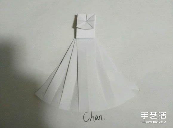 折紙婚紗裙的折法圖解 婚紗的折紙方法步驟 -  rpnrmr.com