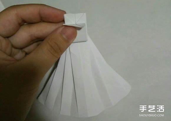 折紙婚紗裙的折法圖解 婚紗的折紙方法步驟 -  rpnrmr.com