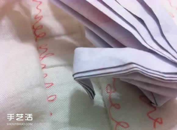 骷髏手骨的折紙方法圖解 萬(wàn)圣節(jié)恐怖骷髏手折法 -  rpnrmr.com