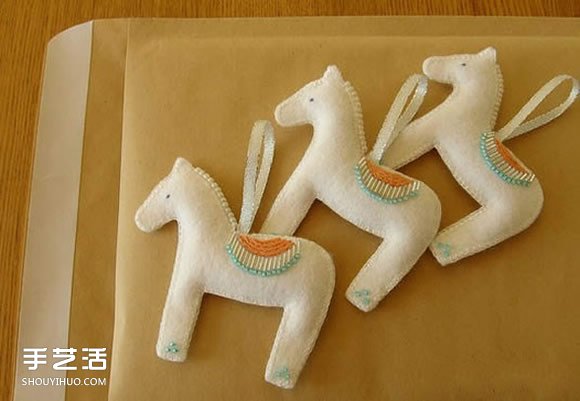 Yuki與生俱來的熱愛 創(chuàng)作出的清新刺繡作品 -  rpnrmr.com