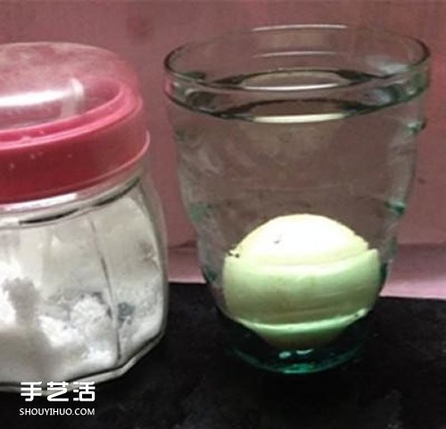 簡單科學(xué)小實驗：浮力原理讓杯底的雞蛋浮起來 -  rpnrmr.com