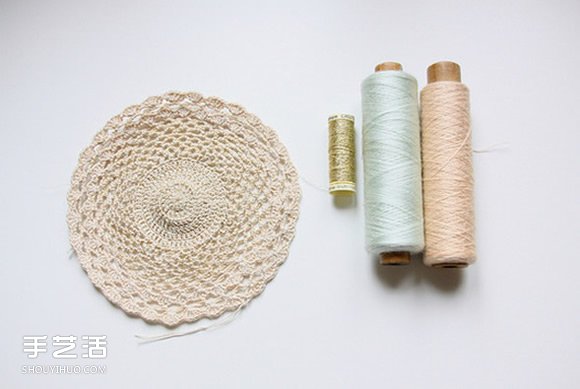 細(xì)膩針法和淡雅色彩的搭配 森系鉤針杯墊作品 -  rpnrmr.com