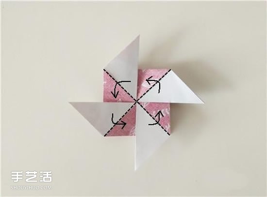 撲克牌方片和紅桃花色的折紙方法圖解 -  rpnrmr.com