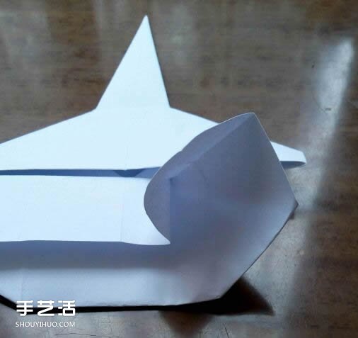 怎么用紙折戰(zhàn)斗機圖解 A4紙折戰(zhàn)斗機的折法 -  rpnrmr.com