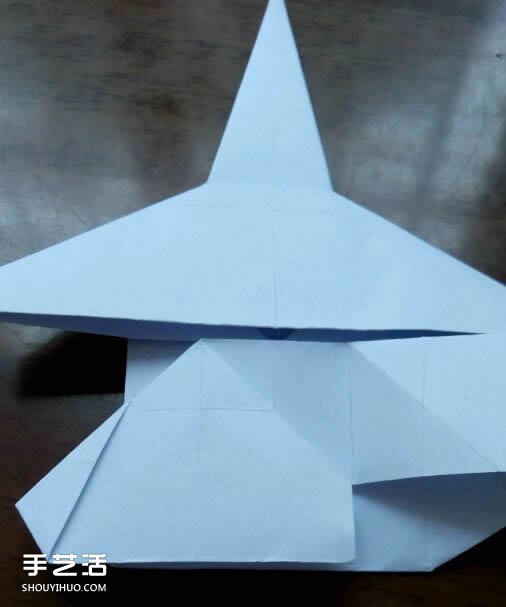 怎么用紙折戰(zhàn)斗機圖解 A4紙折戰(zhàn)斗機的折法 -  rpnrmr.com