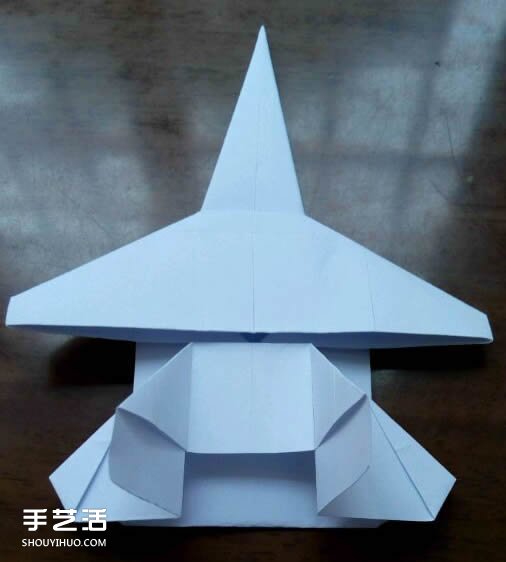 怎么用紙折戰(zhàn)斗機圖解 A4紙折戰(zhàn)斗機的折法 -  rpnrmr.com