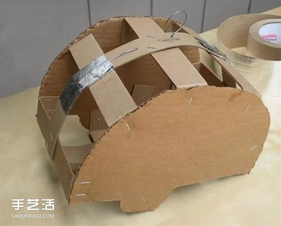 幼兒露營(yíng)車手工制作 簡(jiǎn)單瓦楞紙露營(yíng)車的做法 -  rpnrmr.com