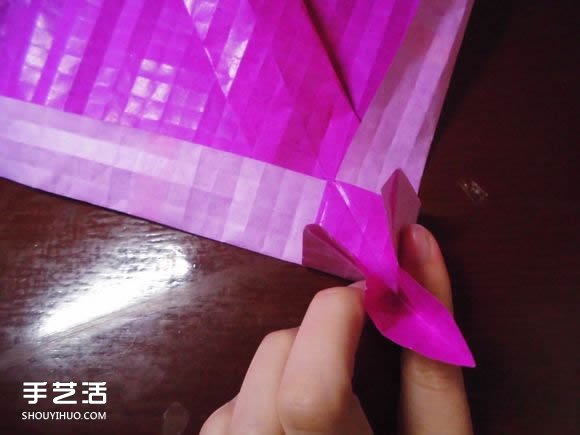 蝶戀花愛心折紙圖解 創(chuàng)意愛心的折法步驟圖 -  rpnrmr.com