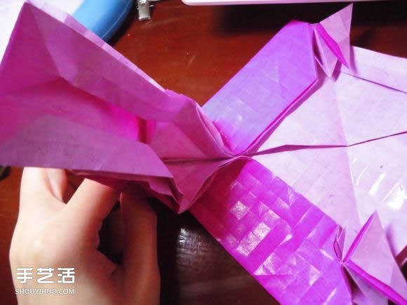 蝶戀花愛心折紙圖解 創(chuàng)意愛心的折法步驟圖 -  rpnrmr.com