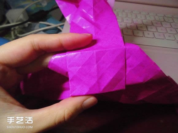 蝶戀花愛心折紙圖解 創(chuàng)意愛心的折法步驟圖 -  rpnrmr.com