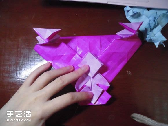 蝶戀花愛心折紙圖解 創(chuàng)意愛心的折法步驟圖 -  rpnrmr.com