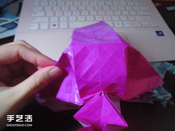 蝶戀花愛心折紙圖解 創(chuàng)意愛心的折法步驟圖 -  rpnrmr.com