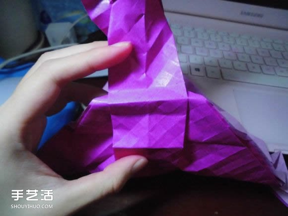 蝶戀花愛心折紙圖解 創(chuàng)意愛心的折法步驟圖 -  rpnrmr.com