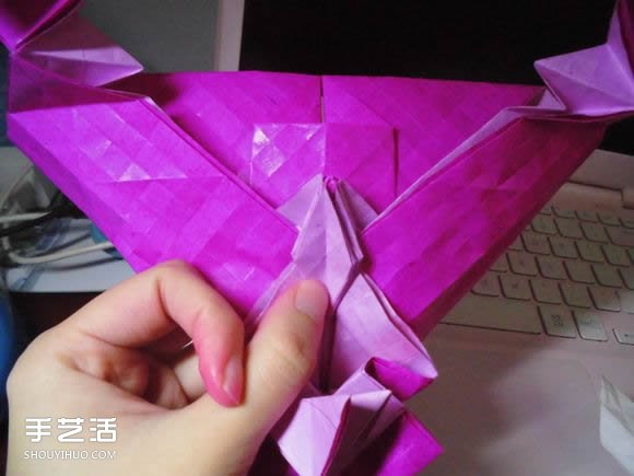 蝶戀花愛心折紙圖解 創(chuàng)意愛心的折法步驟圖 -  rpnrmr.com