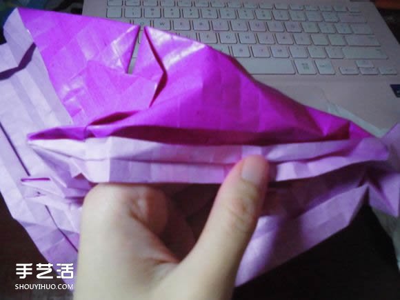 蝶戀花愛心折紙圖解 創(chuàng)意愛心的折法步驟圖 -  rpnrmr.com