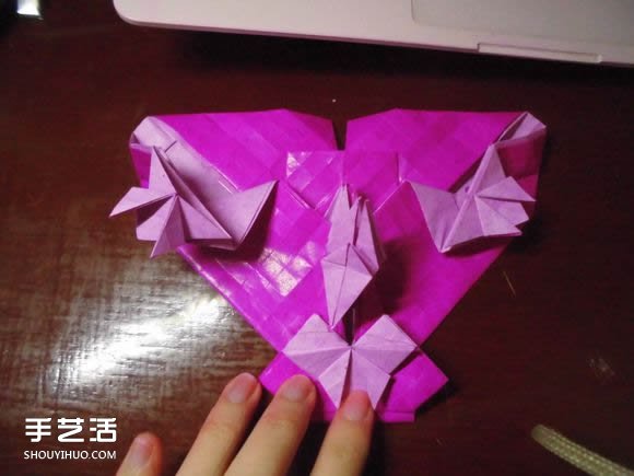 蝶戀花愛心折紙圖解 創(chuàng)意愛心的折法步驟圖 -  rpnrmr.com
