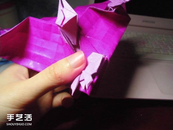 蝶戀花愛心折紙圖解 創(chuàng)意愛心的折法步驟圖 -  rpnrmr.com