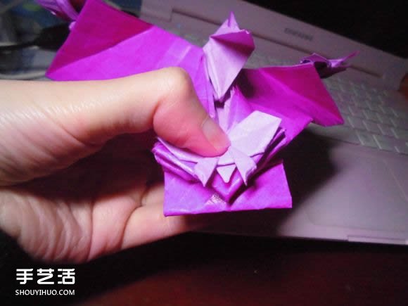 蝶戀花愛心折紙圖解 創(chuàng)意愛心的折法步驟圖 -  rpnrmr.com