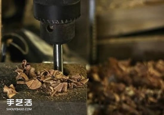 DIY自制原木臺(tái)燈做法 木塊手工制作臺(tái)燈的方法 -  rpnrmr.com