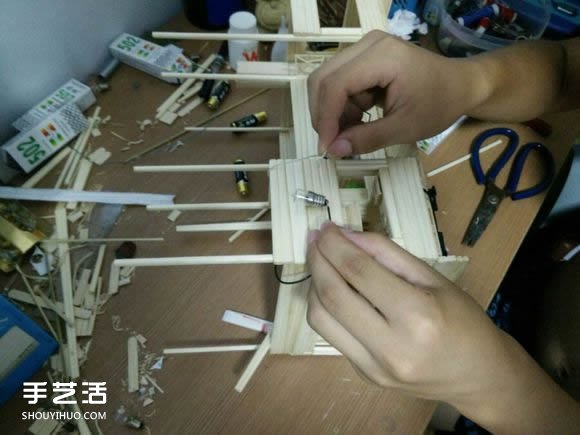 一次性筷子手工制作逼真別墅模型 步驟超全！ -  rpnrmr.com