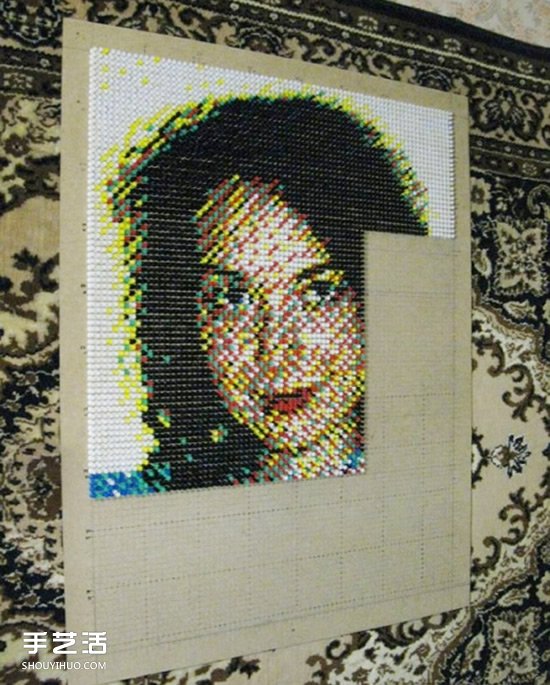 圖釘畫制作教程：他用一個月釘出女友肖像畫 -  rpnrmr.com