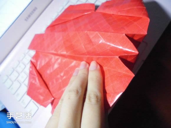 接吻魚愛心折紙圖解 超復(fù)雜桃心的折法過程 -  rpnrmr.com