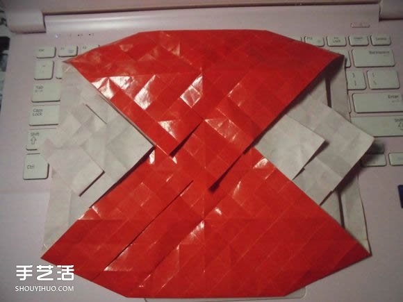 接吻魚愛心折紙圖解 超復(fù)雜桃心的折法過程 -  rpnrmr.com