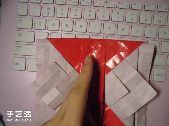 接吻魚愛心折紙圖解 超復(fù)雜桃心的折法過程 -  rpnrmr.com