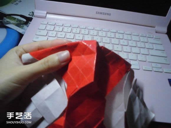 接吻魚愛心折紙圖解 超復(fù)雜桃心的折法過程 -  rpnrmr.com