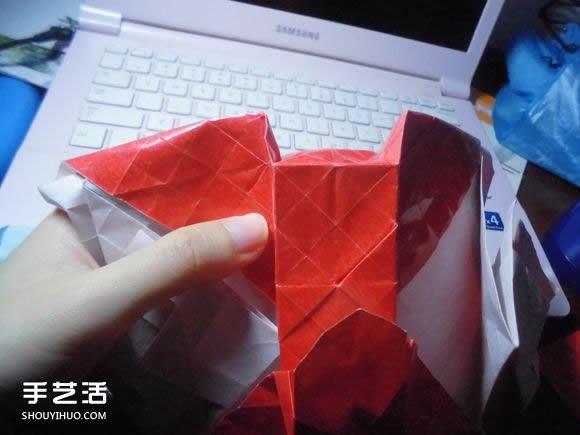接吻魚愛心折紙圖解 超復(fù)雜桃心的折法過程 -  rpnrmr.com