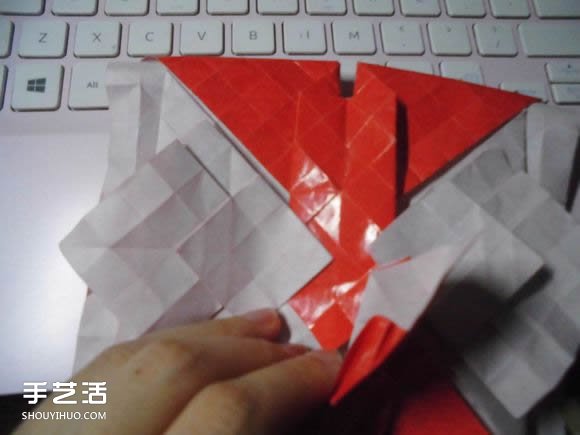 接吻魚愛心折紙圖解 超復(fù)雜桃心的折法過程 -  rpnrmr.com