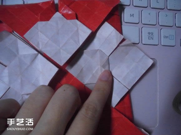 接吻魚愛心折紙圖解 超復(fù)雜桃心的折法過程 -  rpnrmr.com