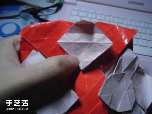 接吻魚愛心折紙圖解 超復(fù)雜桃心的折法過程 -  rpnrmr.com