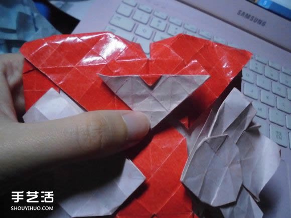 接吻魚愛心折紙圖解 超復(fù)雜桃心的折法過程 -  rpnrmr.com