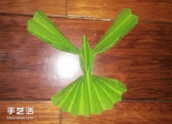 手工禿鷲折紙圖解教程 禿鷲的折疊方法過程 -  rpnrmr.com