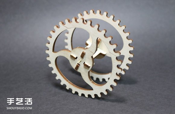 UGEARS自走拖拉機(jī)模型制作 利用橡皮筋產(chǎn)生動力 -  rpnrmr.com