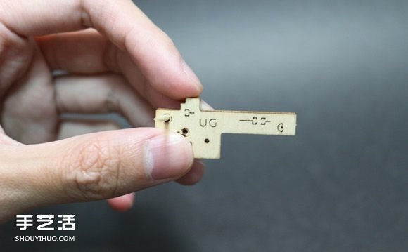 UGEARS自走拖拉機(jī)模型制作 利用橡皮筋產(chǎn)生動力 -  rpnrmr.com