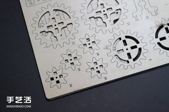 UGEARS自走拖拉機(jī)模型制作 利用橡皮筋產(chǎn)生動力 -  rpnrmr.com